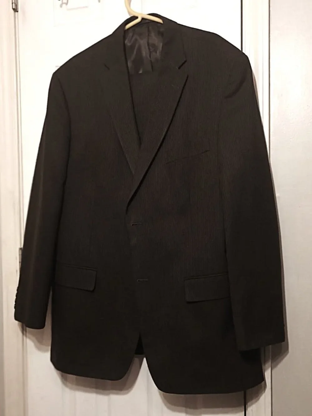 Haggar Suit Up Men Grayish Brown 2 Piece Suit   44L